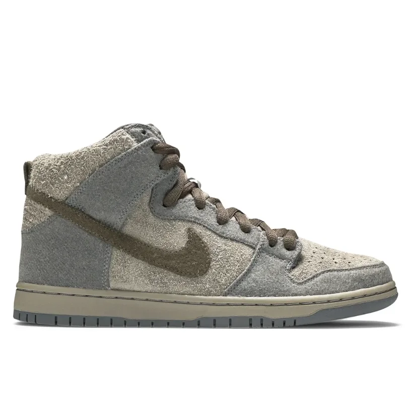 nike-sb-dunk-high-premium-starwars-tauntaun-313171-020-001