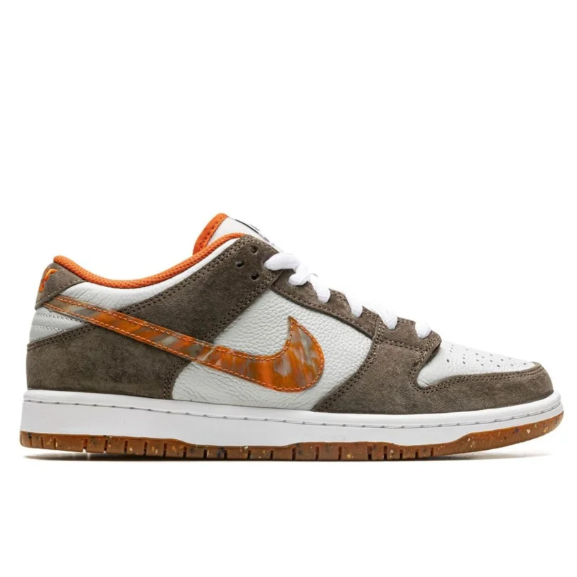 nike-x-crushed-d-c-sb-dunk-low-golden-hour-dh7782-001-001